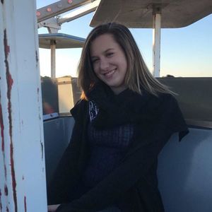 Meet your Posher, Elizabeth